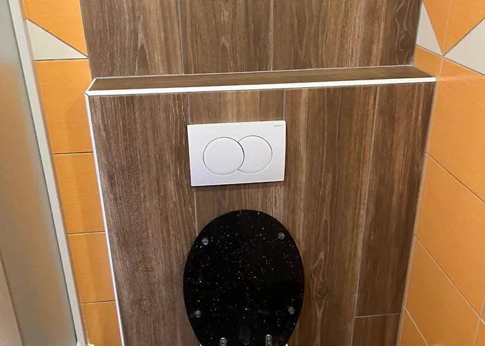 דירה Meadow Tranquil With Evergreen Garden - Two Bedroom